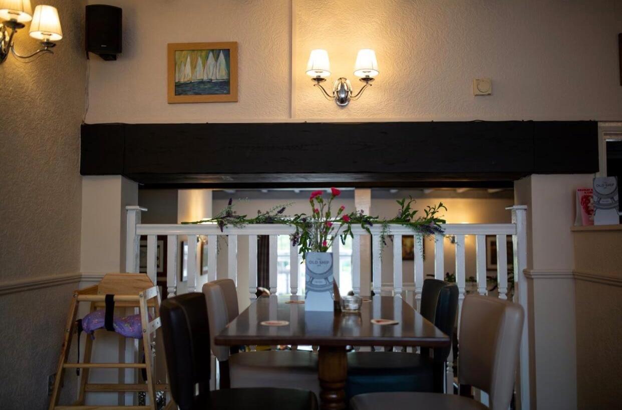 The Old Ship Inn Lowdham Εξωτερικό φωτογραφία